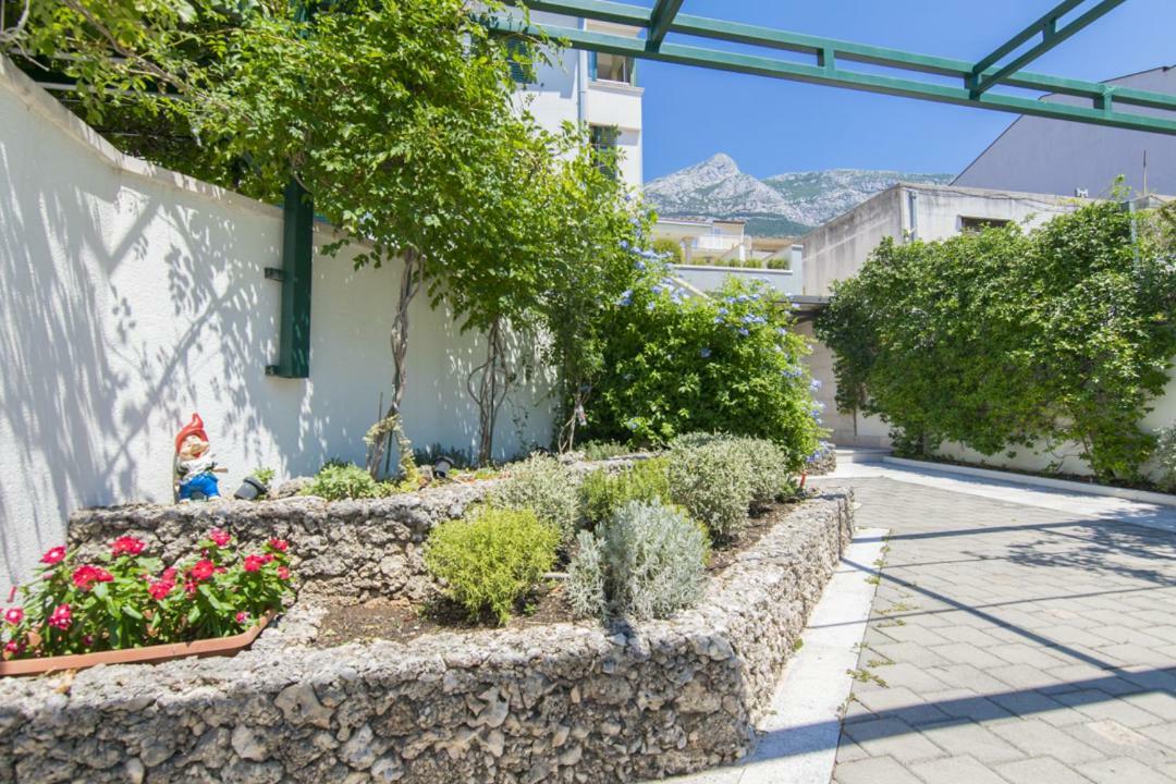 Vidos Apartments Makarska Buitenkant foto